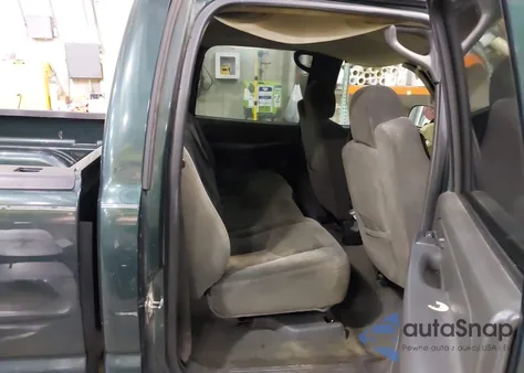 2004 Chevrolet Silverado 1500 Ls z USA, uszkodzony, nr VIN 2GCEK13T841422703